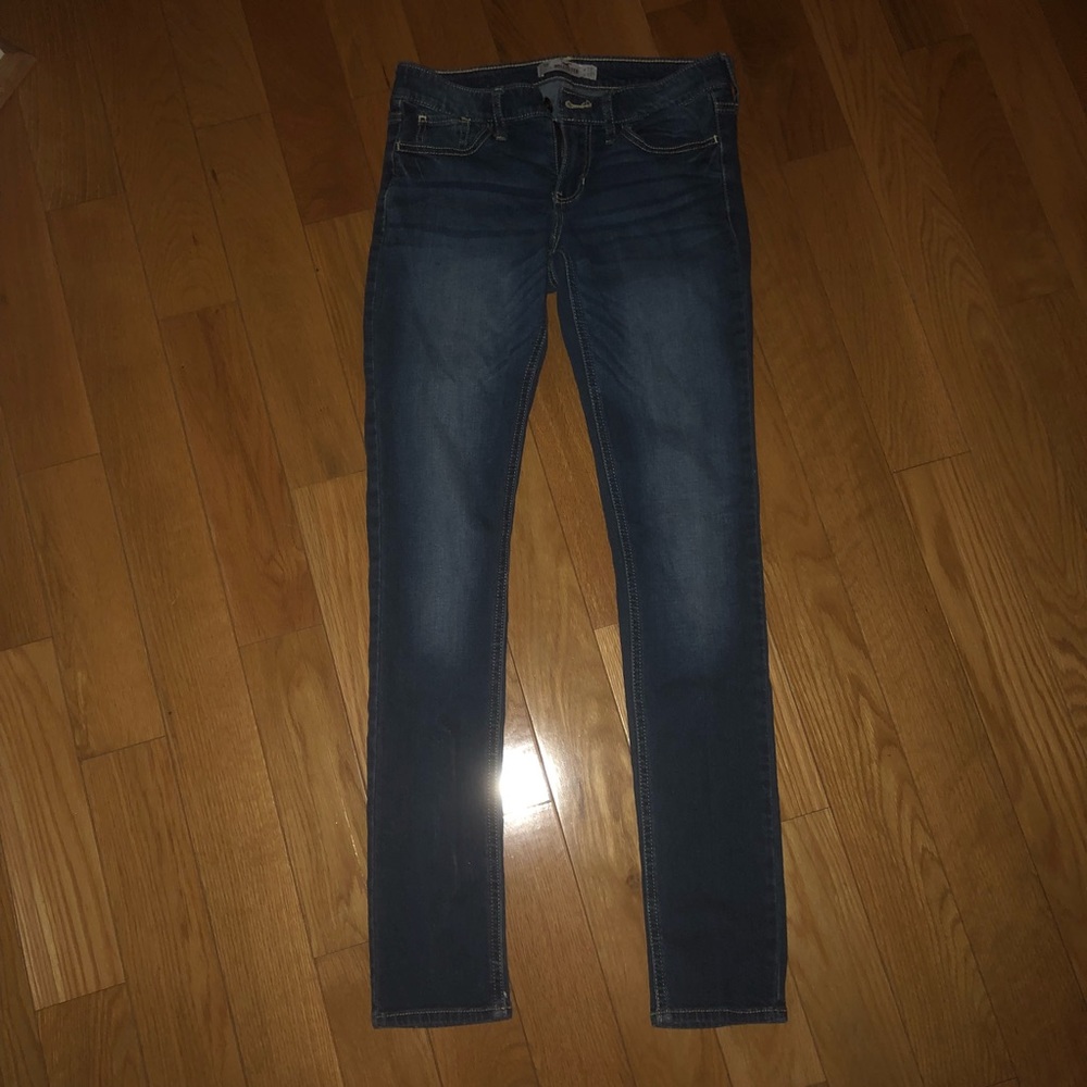 light wash hollister jeans